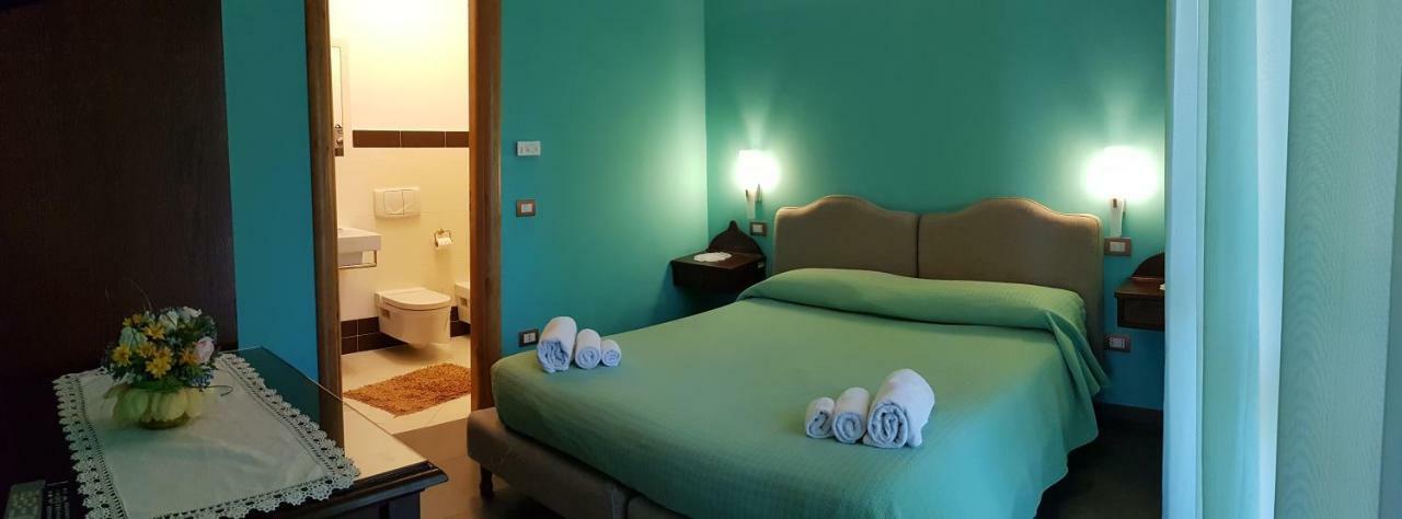 Casa Del Sole Bed & Breakfast Soverato Marina